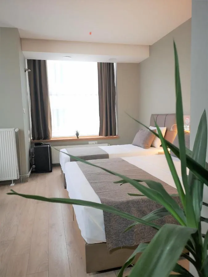 Grand Park Hotel Istanbul City Center Bed And Breakfast 3*,