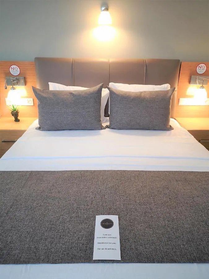 Grand Park Hotel Istanbul City Center Bed And Breakfast