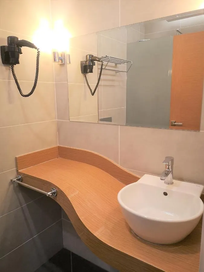 ***  Grand Park Hotel Istanbul City Center Bed And Breakfast تركيا
